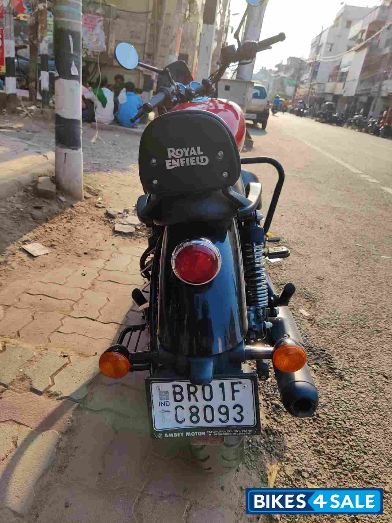 Royal Enfield Meteor 350 Fireball