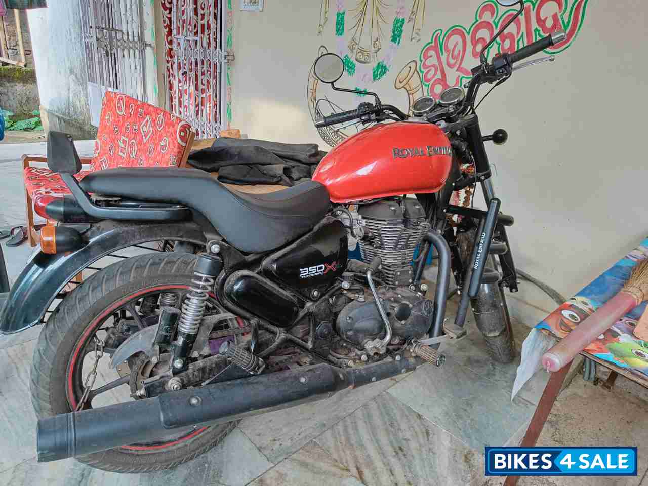 Red Royal Enfield Thunderbird X 350