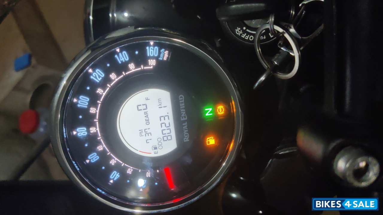 Fireball Red Royal Enfield Meteor 350 Fireball