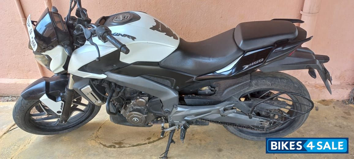 Bajaj Dominar 400