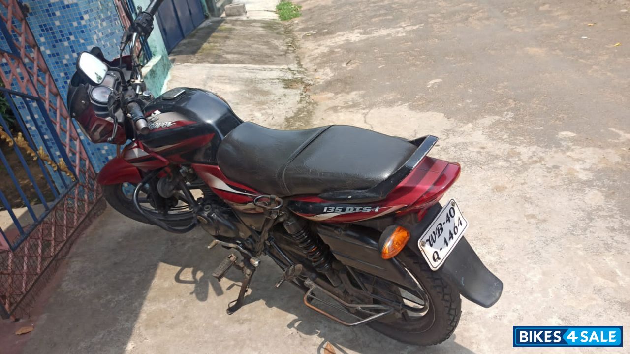 Bajaj Discover DTSi 135