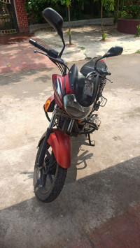 Bajaj Discover DTSi 135