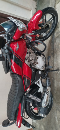 Red Bajaj V15