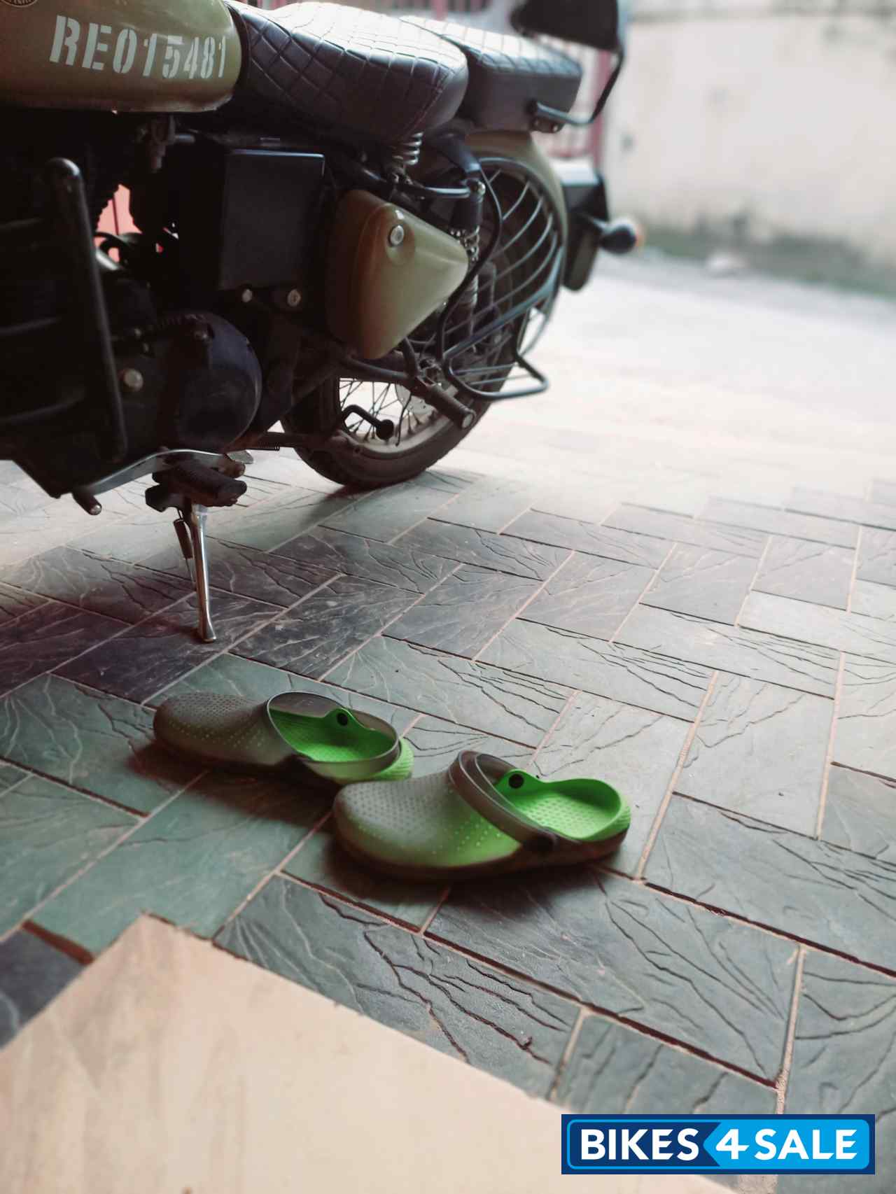 Royal Enfield Classic Signals Stormrider Sand