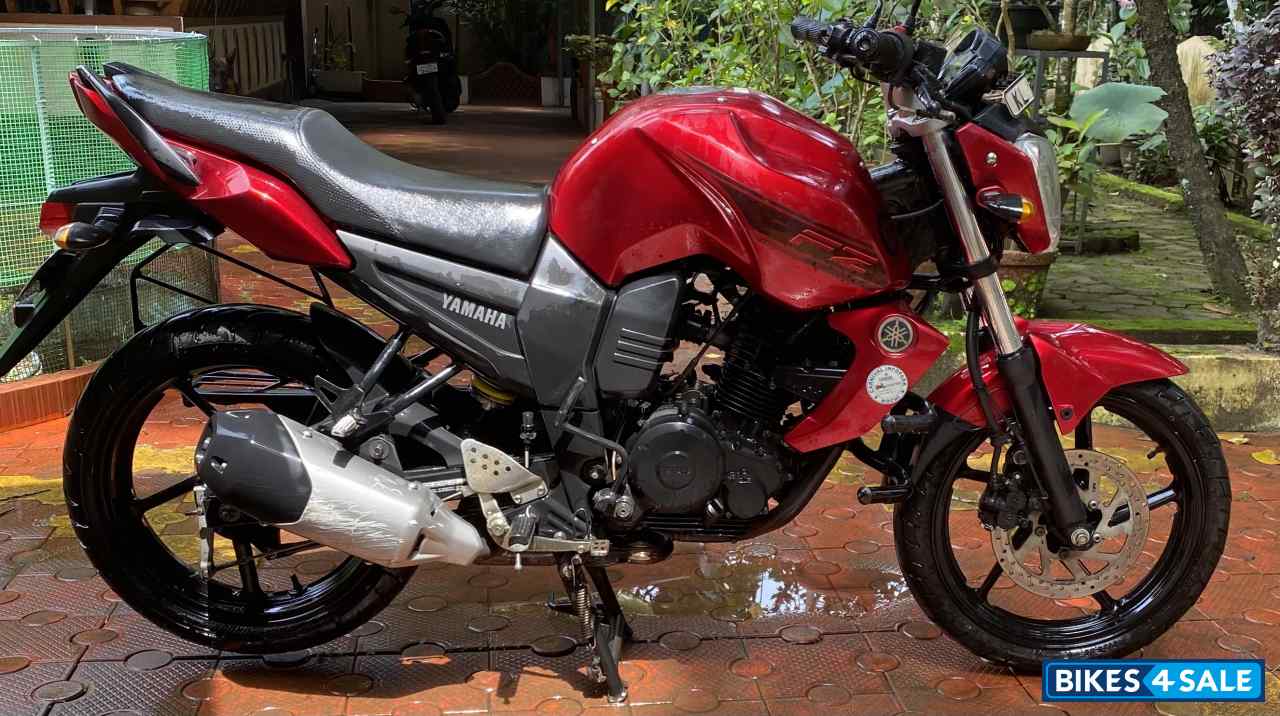 Red Yamaha FZ