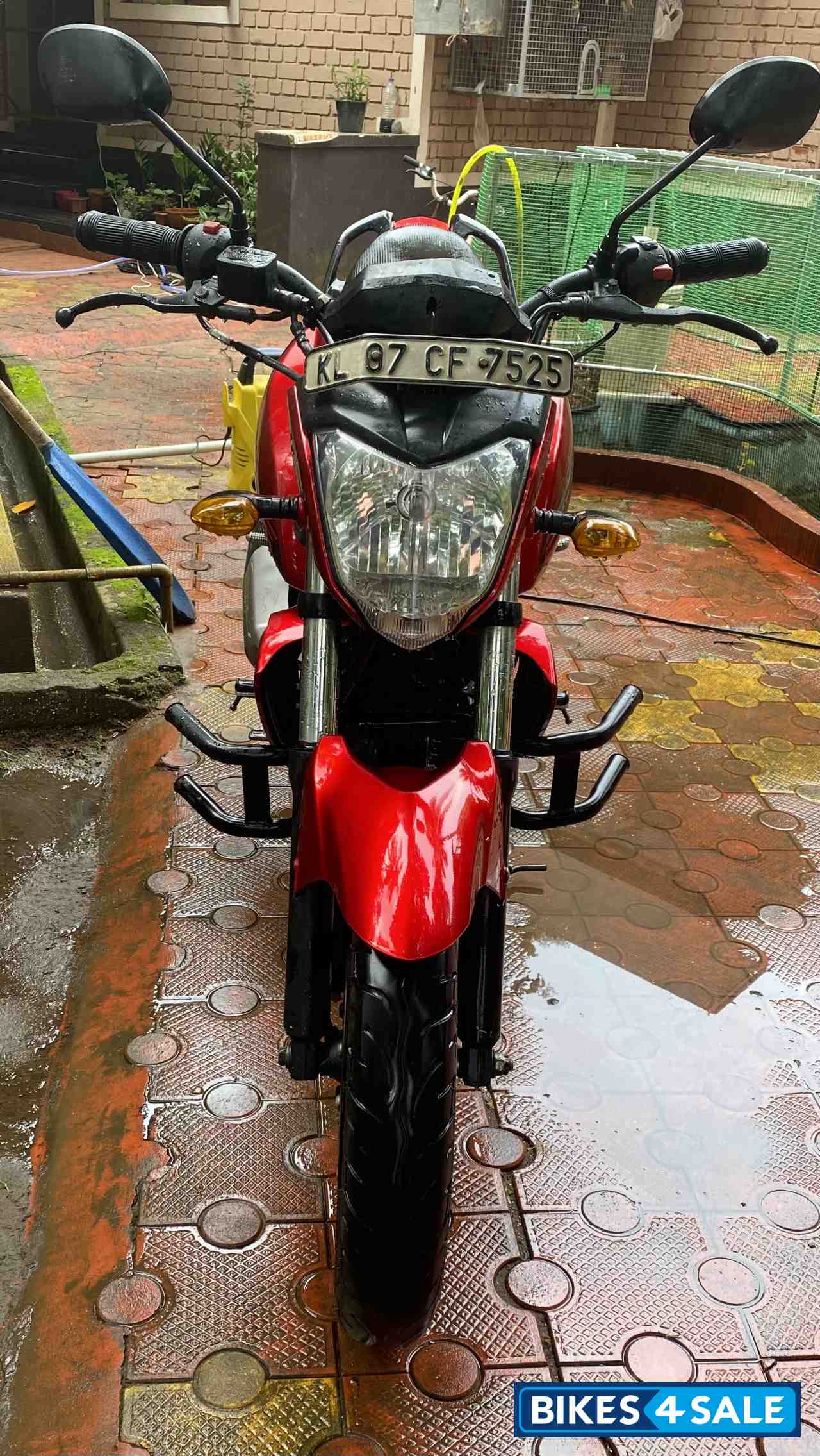 Red Yamaha FZ