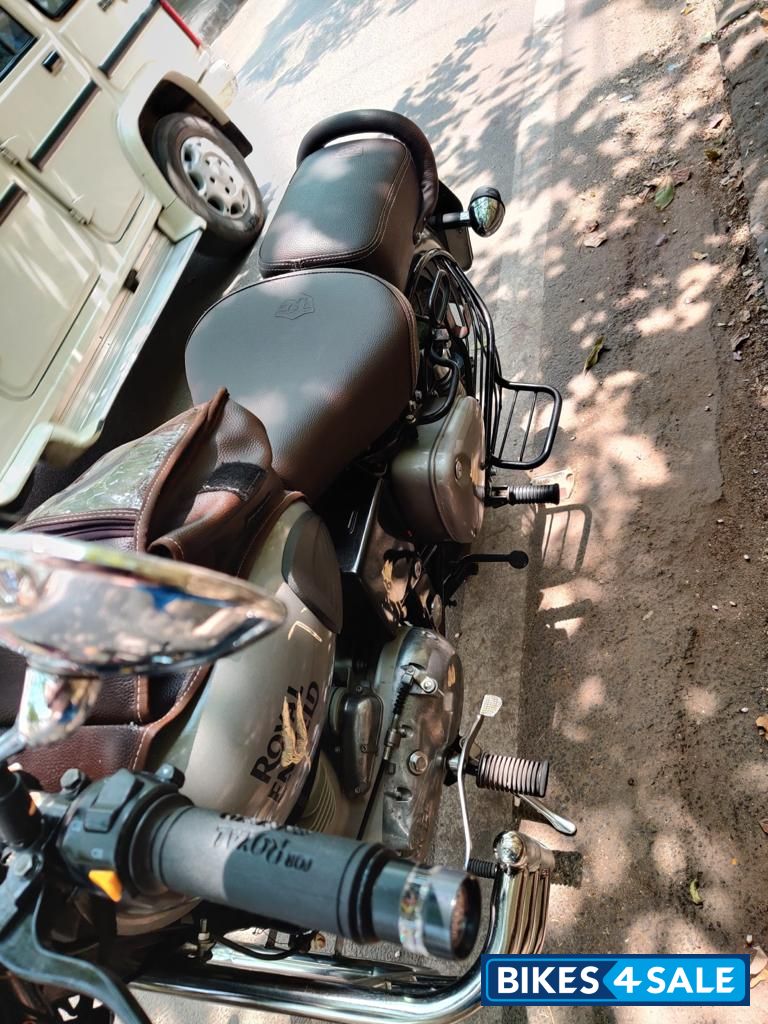 Royal Enfield Classic Gunmetal Grey Royal Enfield Classic Gunmetal Grey