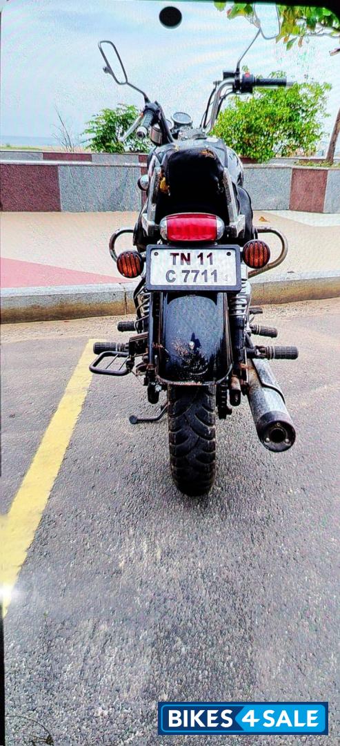 Black Royal Enfield Thunderbird 500 Black Royal Enfield Thunderbird 500