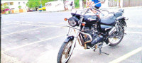 Black Royal Enfield Thunderbird 500