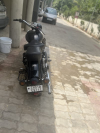 Royal Enfield Classic 350