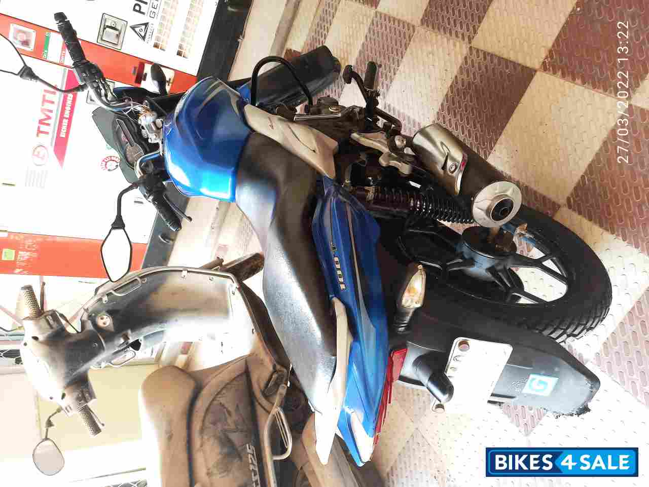 Blue Bajaj Discover 100T