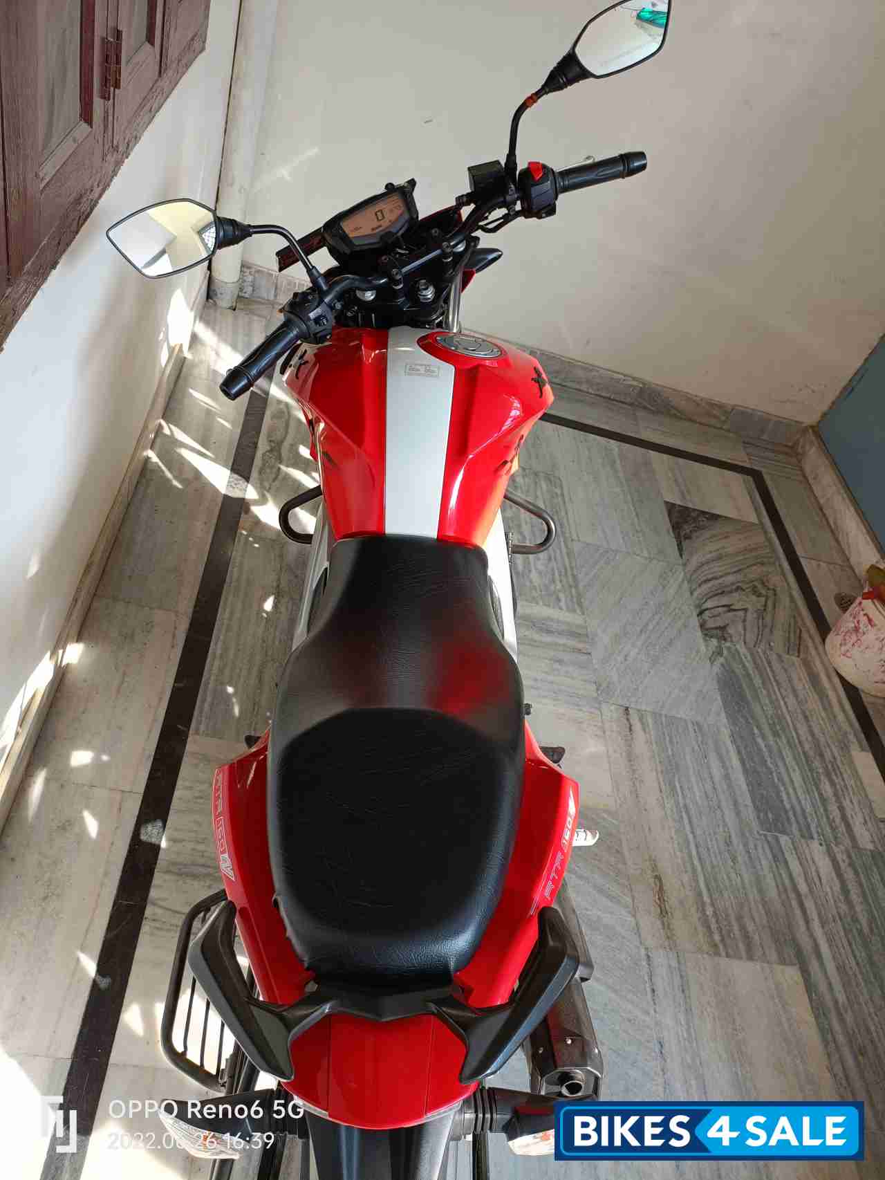 TVS Apache RTR 160 4V TVS Apache RTR 160 4V