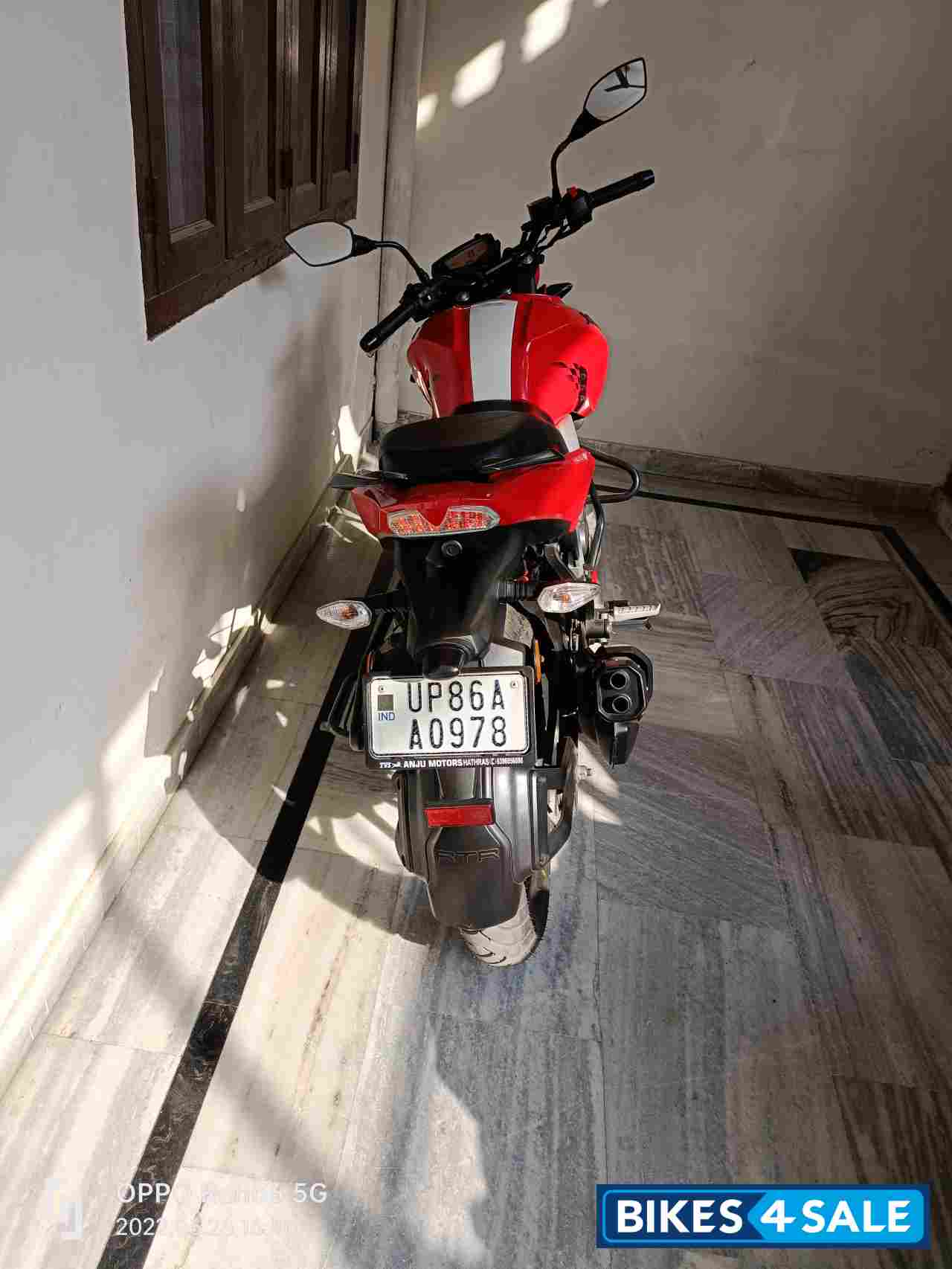 TVS Apache RTR 160 4V TVS Apache RTR 160 4V