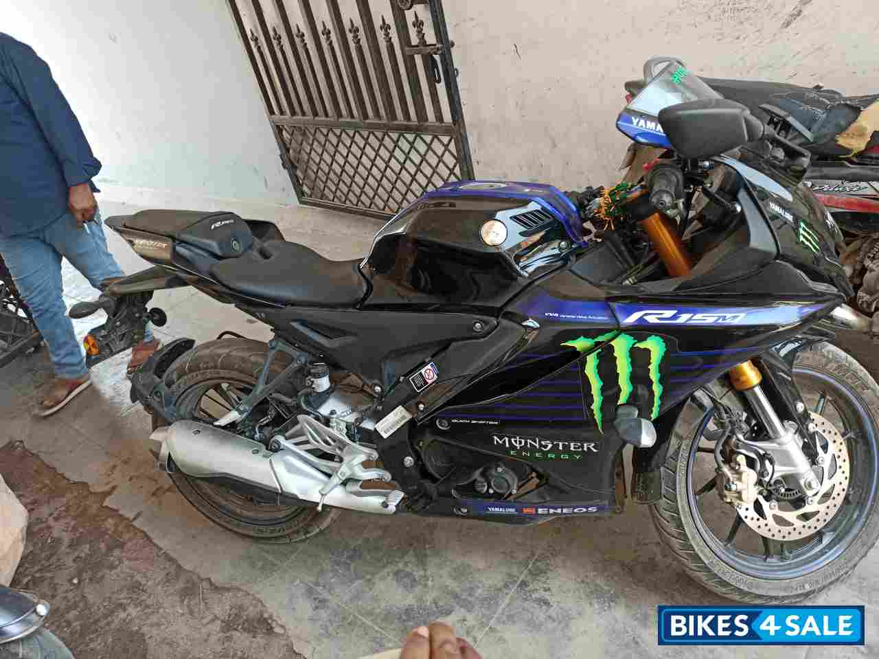 Yamaha R15M