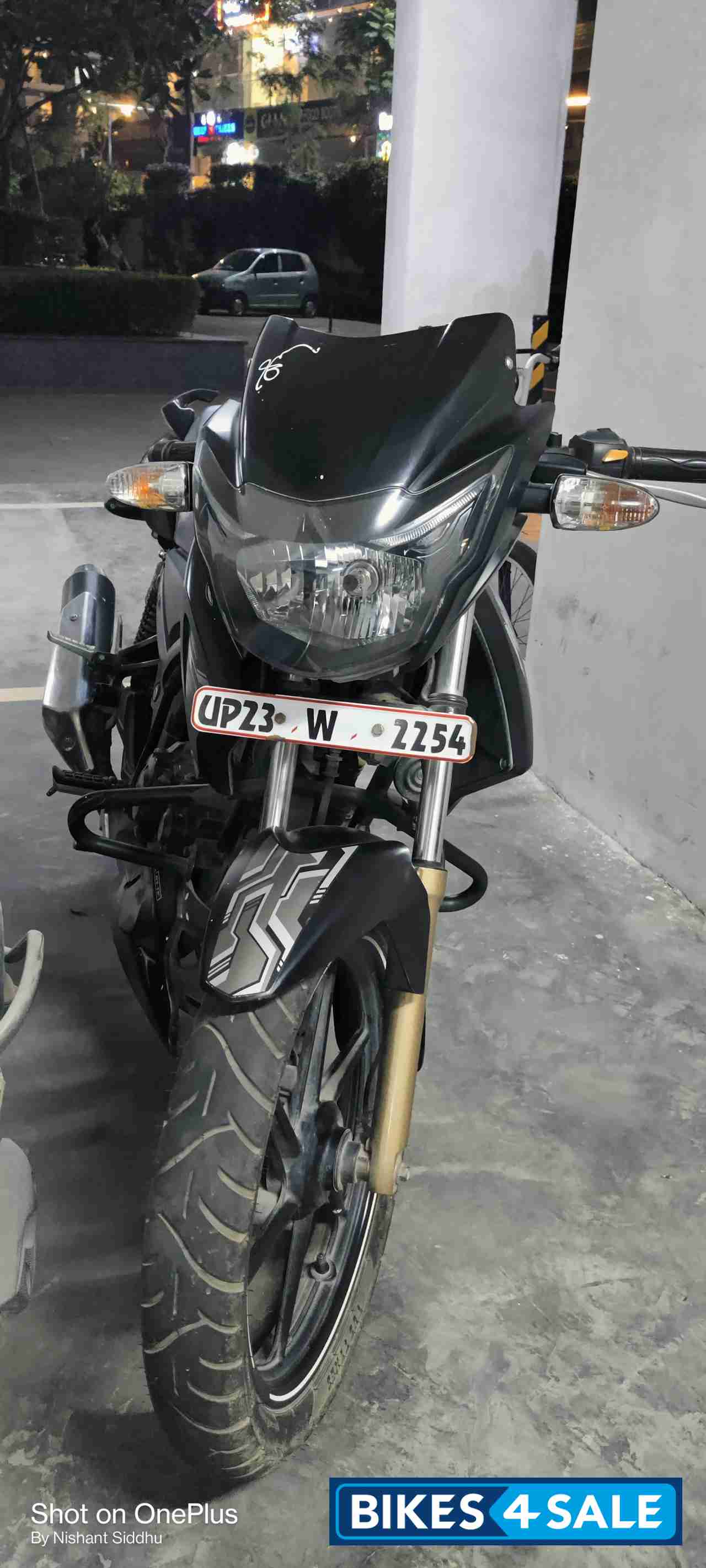 Matte Black TVS Apache RTR 180 Matte Black TVS Apache RTR 180