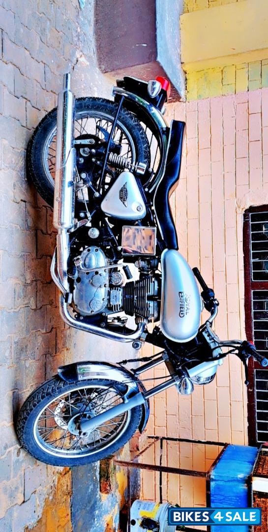 Royal Enfield Bullet 350