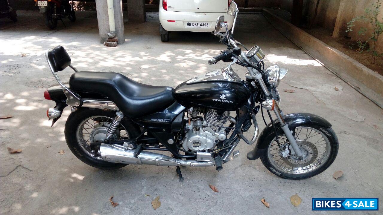 Bajaj Avenger 220 DTS-i