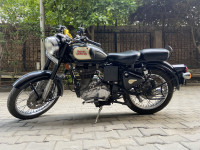 Black Royal Enfield Classic 350