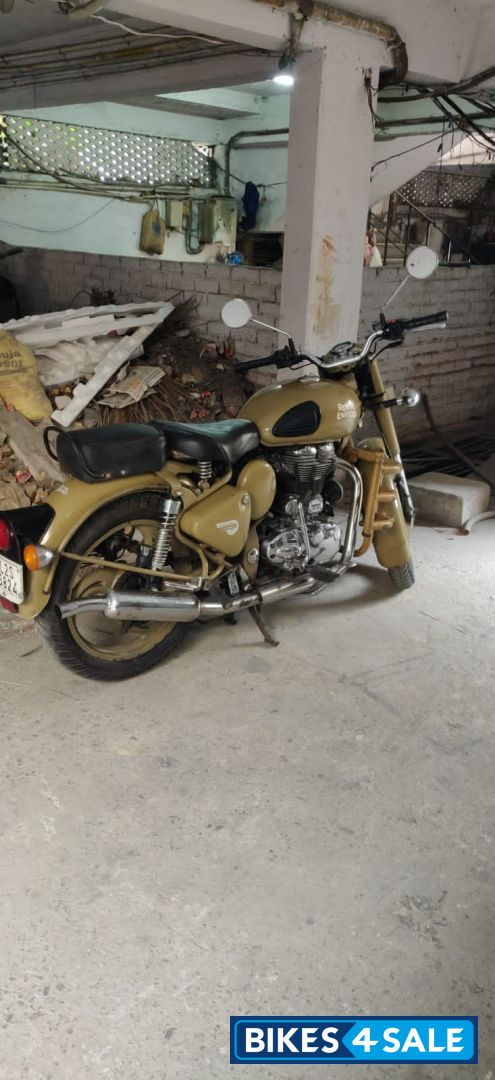 Desert Storm Royal Enfield Classic Desert Storm
