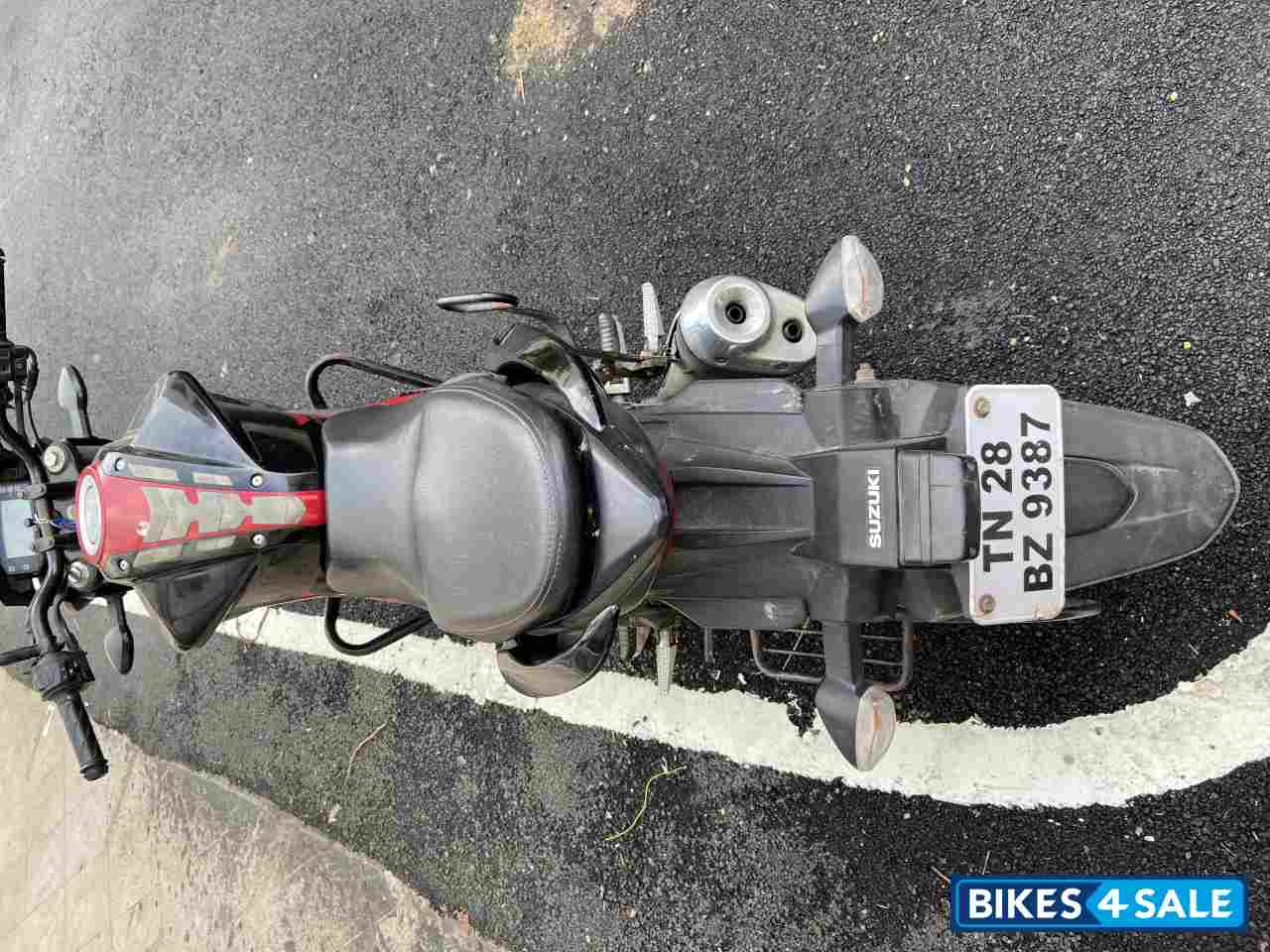 Red & Black Suzuki Gixxer 150