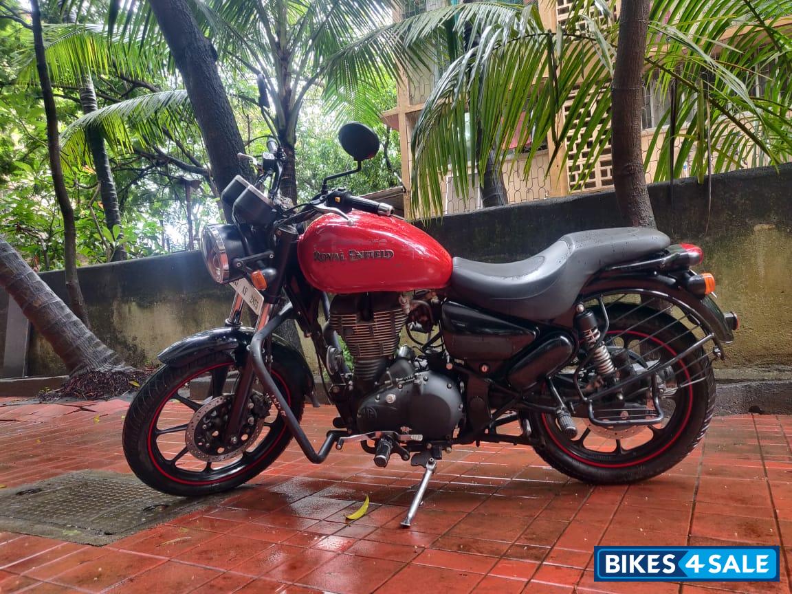 Roving Red Royal Enfield Thunderbird X 350
