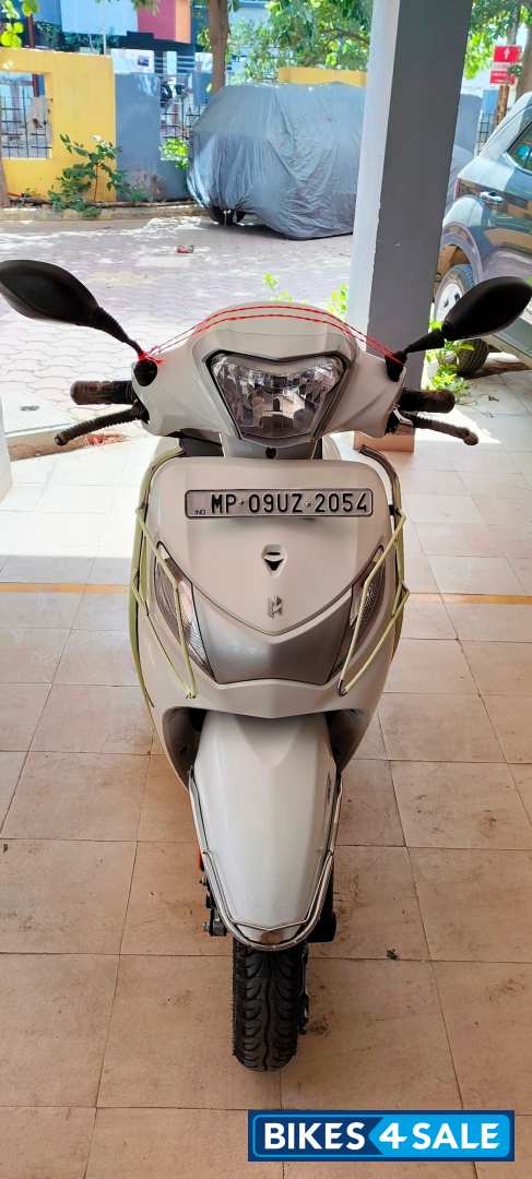 Silver White Hero Pleasure Plus 110