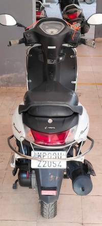 Silver White Hero Pleasure Plus 110