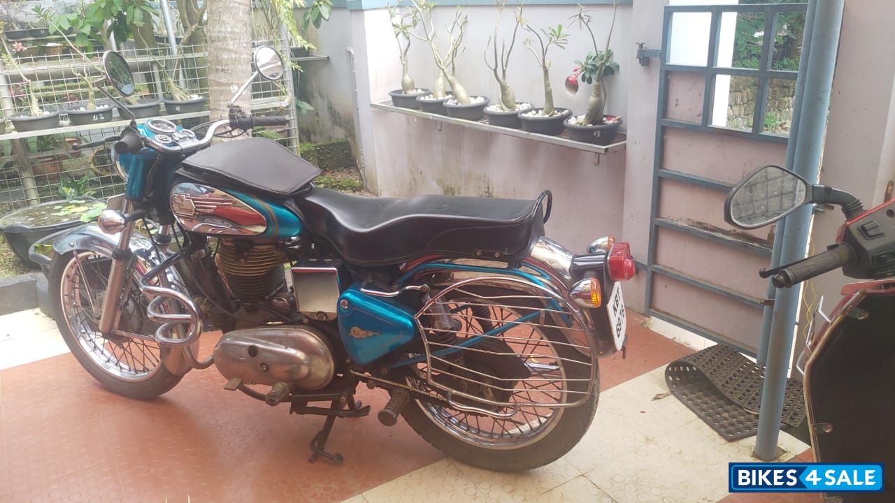 Royal Enfield Bullet Deluxe 350