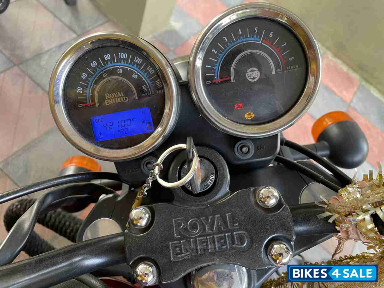 Roving Red Royal Enfield Thunderbird X 350