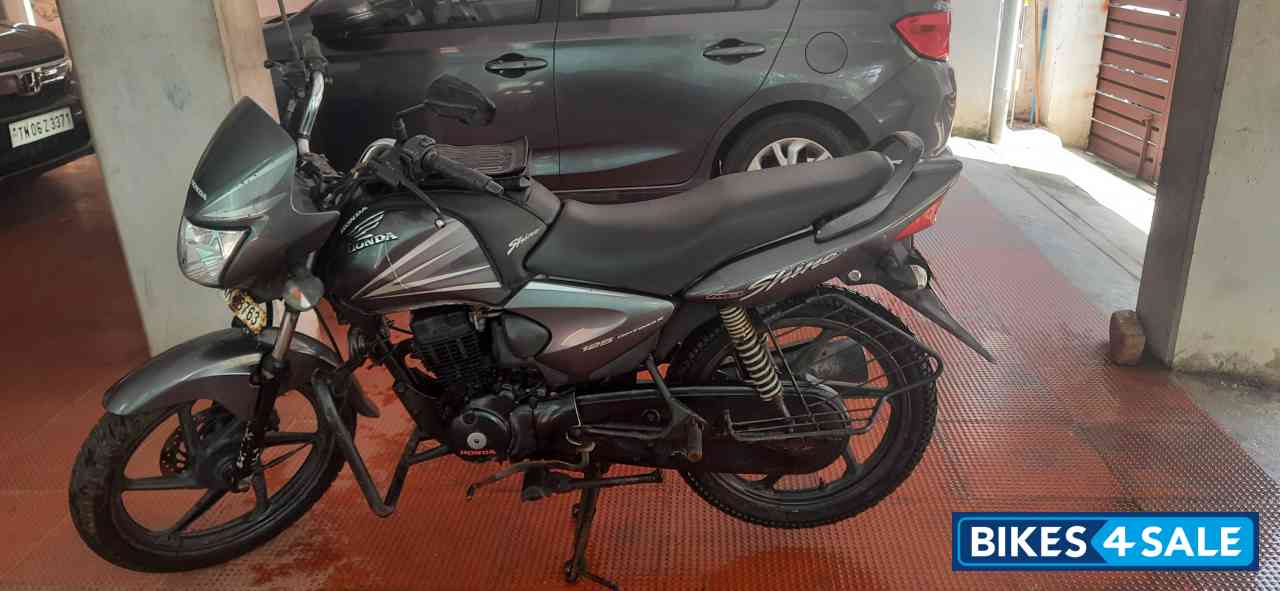 Honda CB Shine