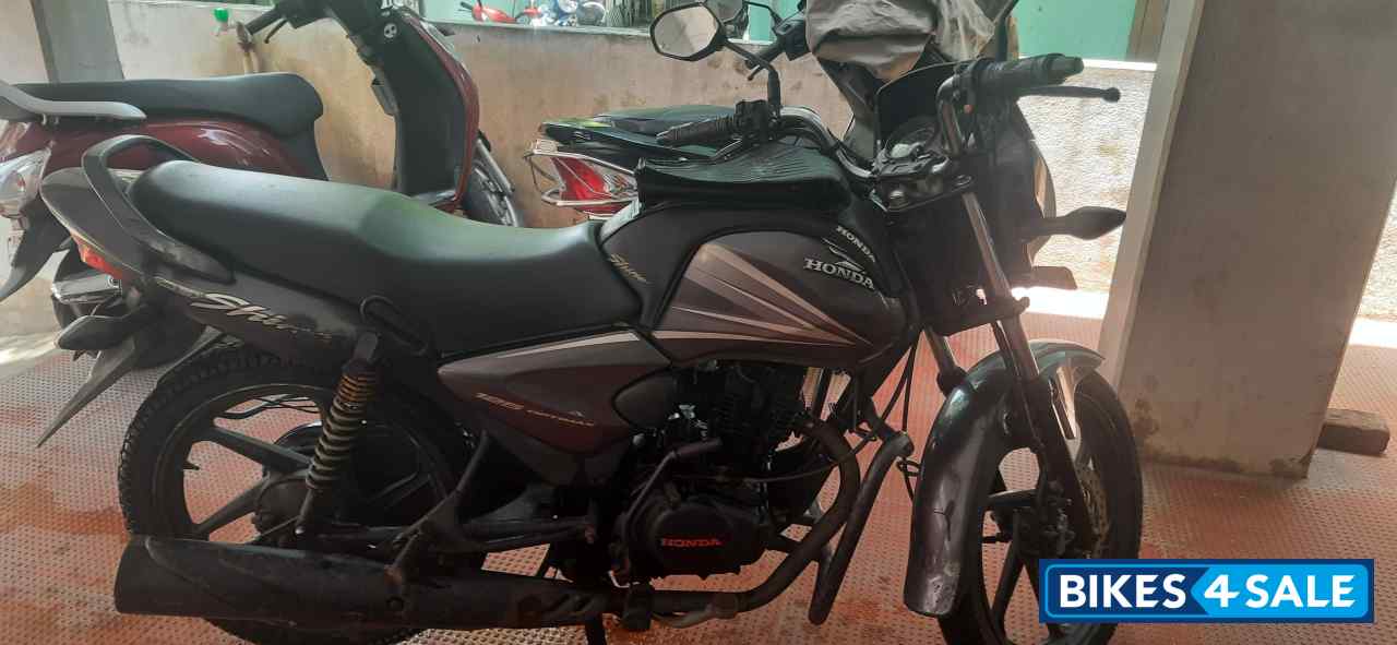 Honda CB Shine