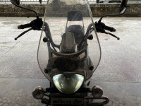 White Bajaj Avenger Cruise 220