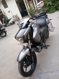 Metallic Grey Suzuki Intruder 150