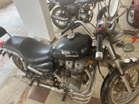 Black Royal Enfield Thunderbird TwinSpark 350