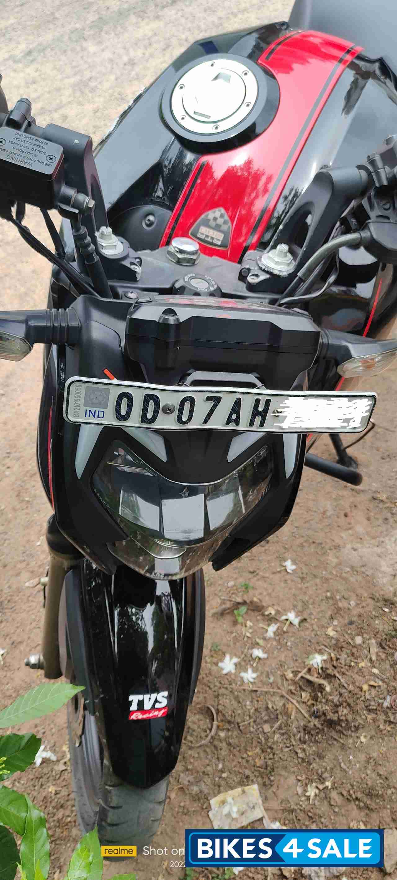 Black TVS Apache RTR 200 4V ABS Race Edition 2.0