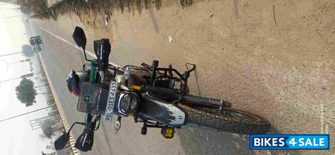 Gray Hero XPulse 200 BS6