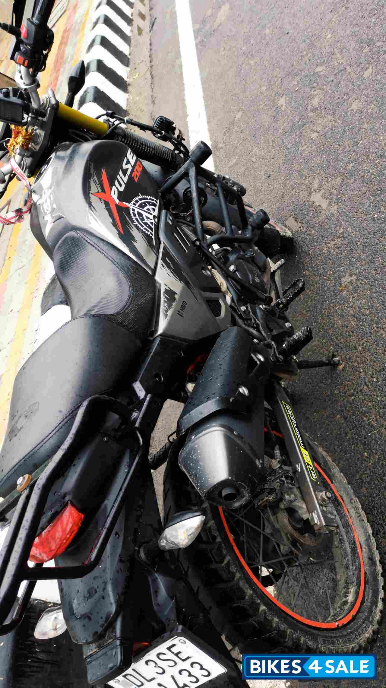 Gray Hero XPulse 200 BS6