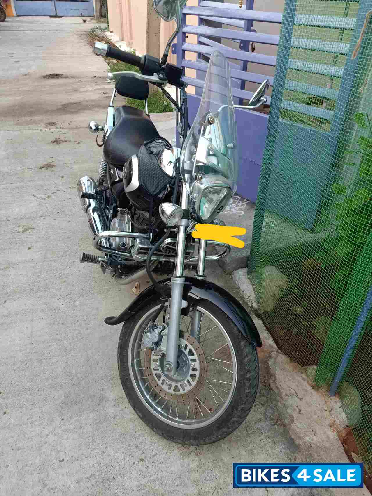 Bajaj Avenger Cruise 220 Bajaj Avenger Cruise 220