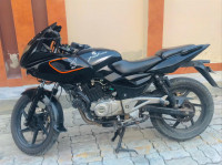 Bajaj Pulsar 220F 2015 Model