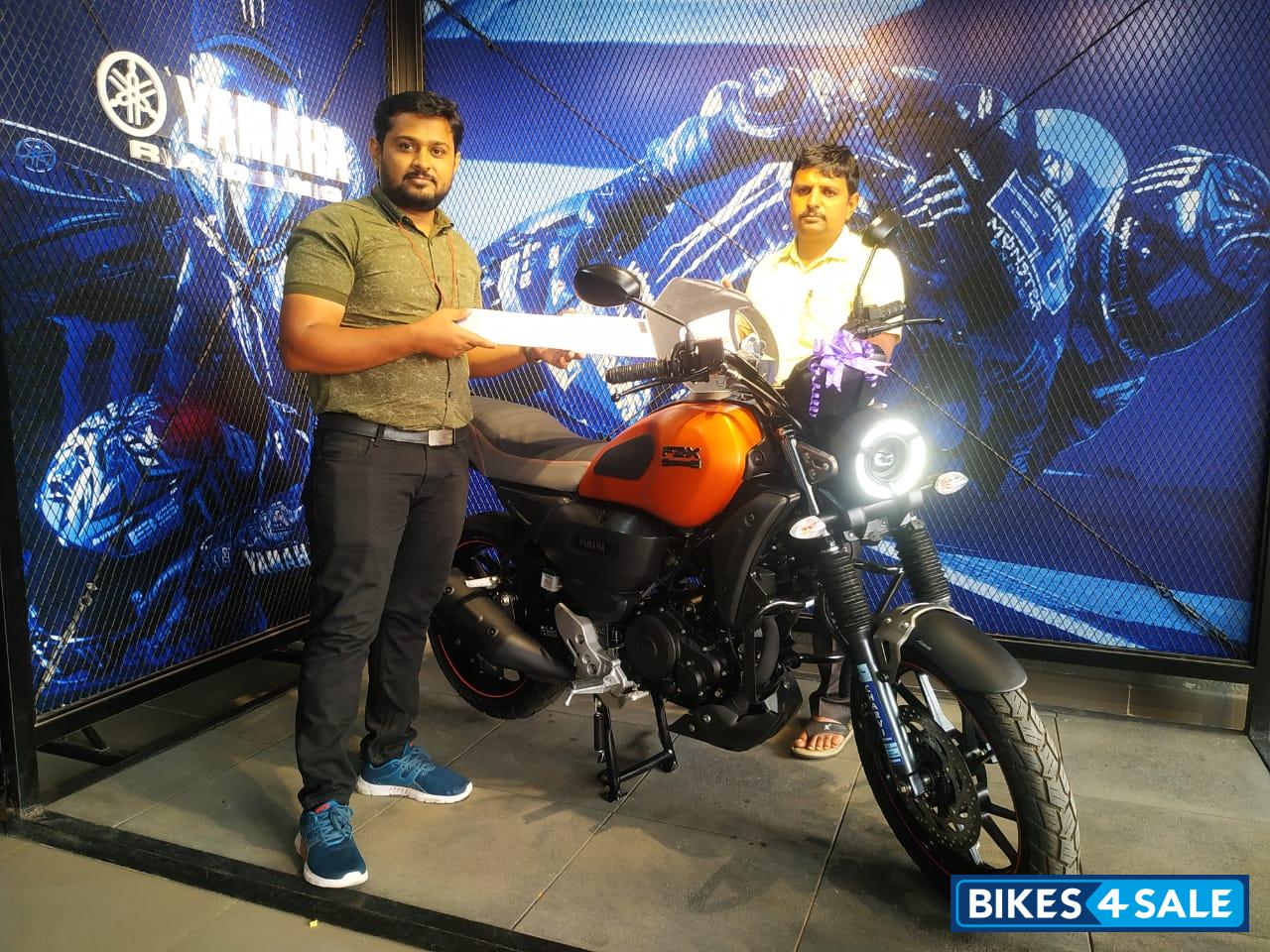 Mat Orange Yamaha FZ-X