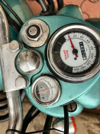 Royal Enfield Classic 500