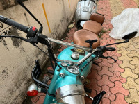 Royal Enfield Classic 500