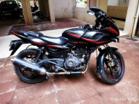 Bajaj Pulsar 220F 2017 Model