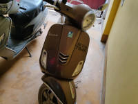 Vespa Elegante