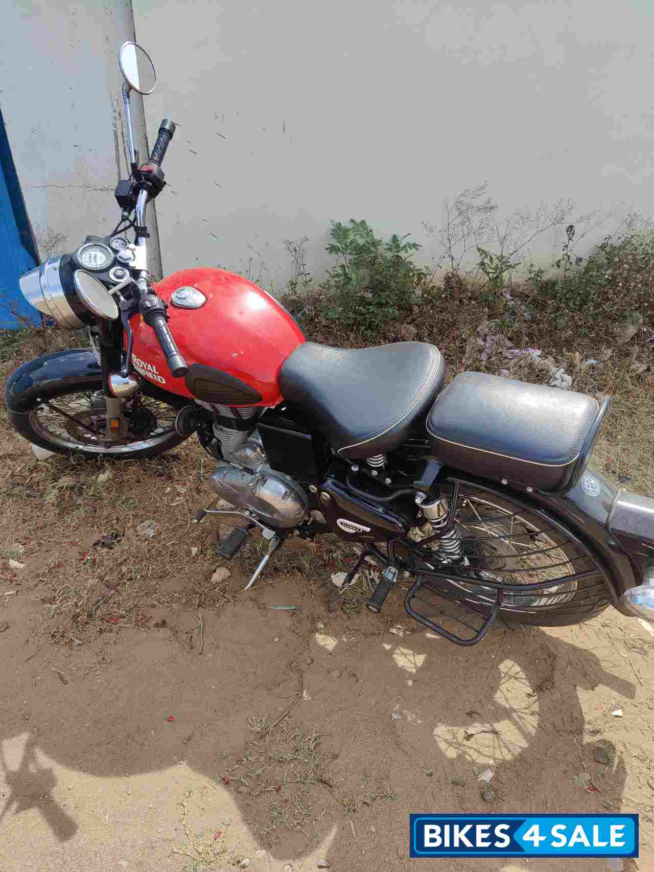 Red Royal Enfield Classic 350 Redditch Red