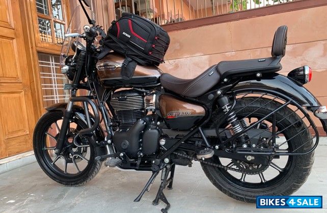 Royal Enfield Meteor 350 Supernova
