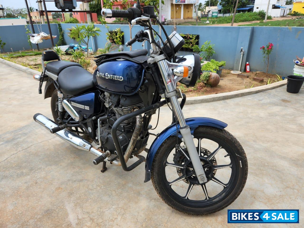 Marine Blue Royal Enfield Thunderbird 350