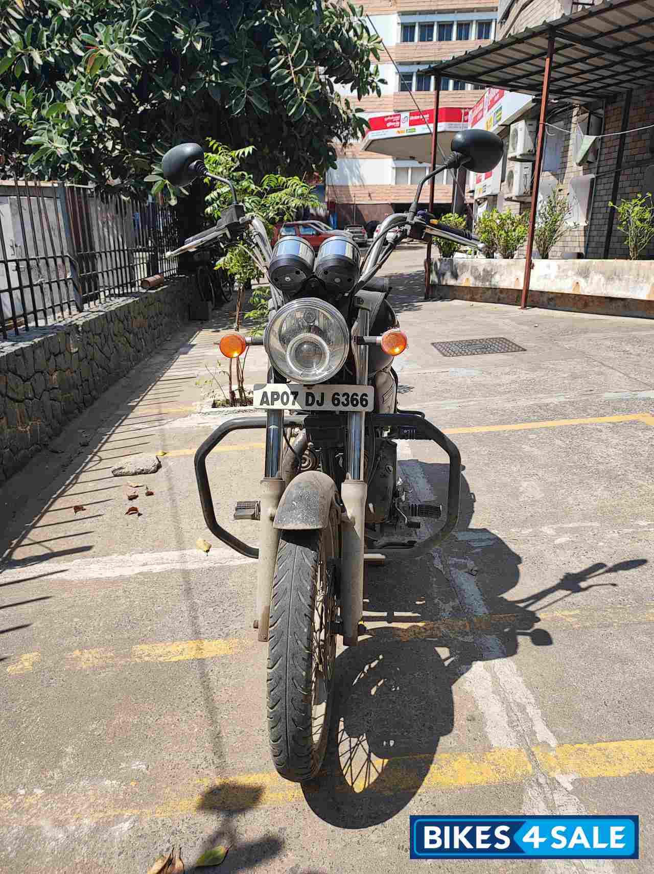 Matt Black Royal Enfield Thunderbird 350