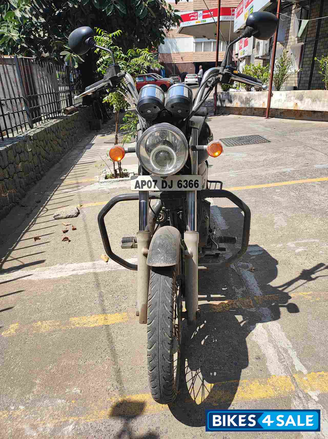 Matt Black Royal Enfield Thunderbird 350