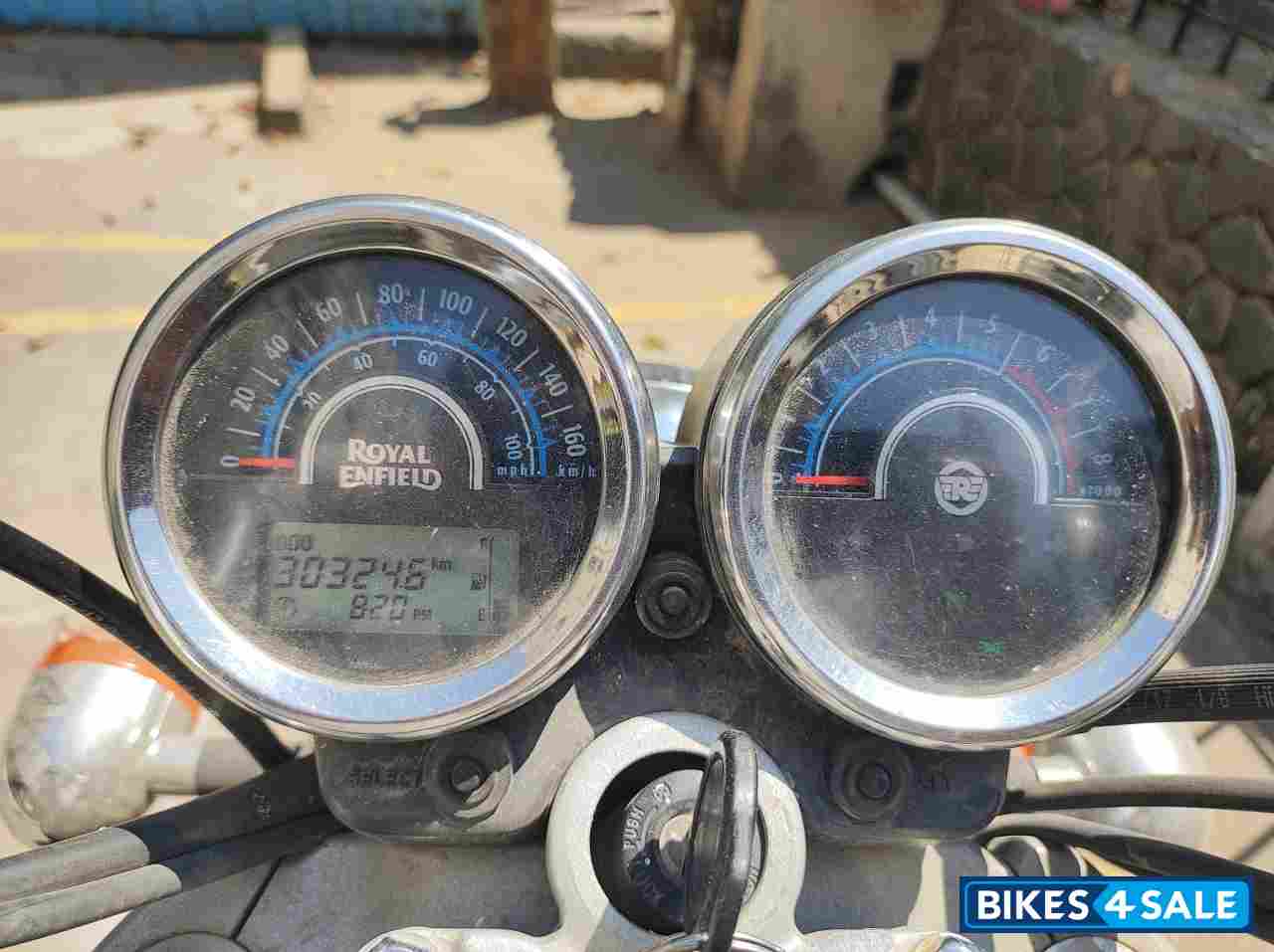 Matt Black Royal Enfield Thunderbird 350